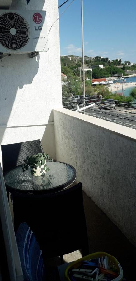 Mateo Apartment Дуги Рат Екстериор снимка
