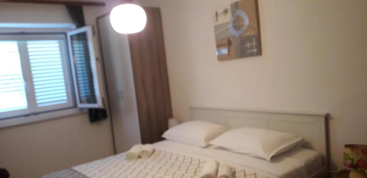 Mateo Apartment Дуги Рат Екстериор снимка